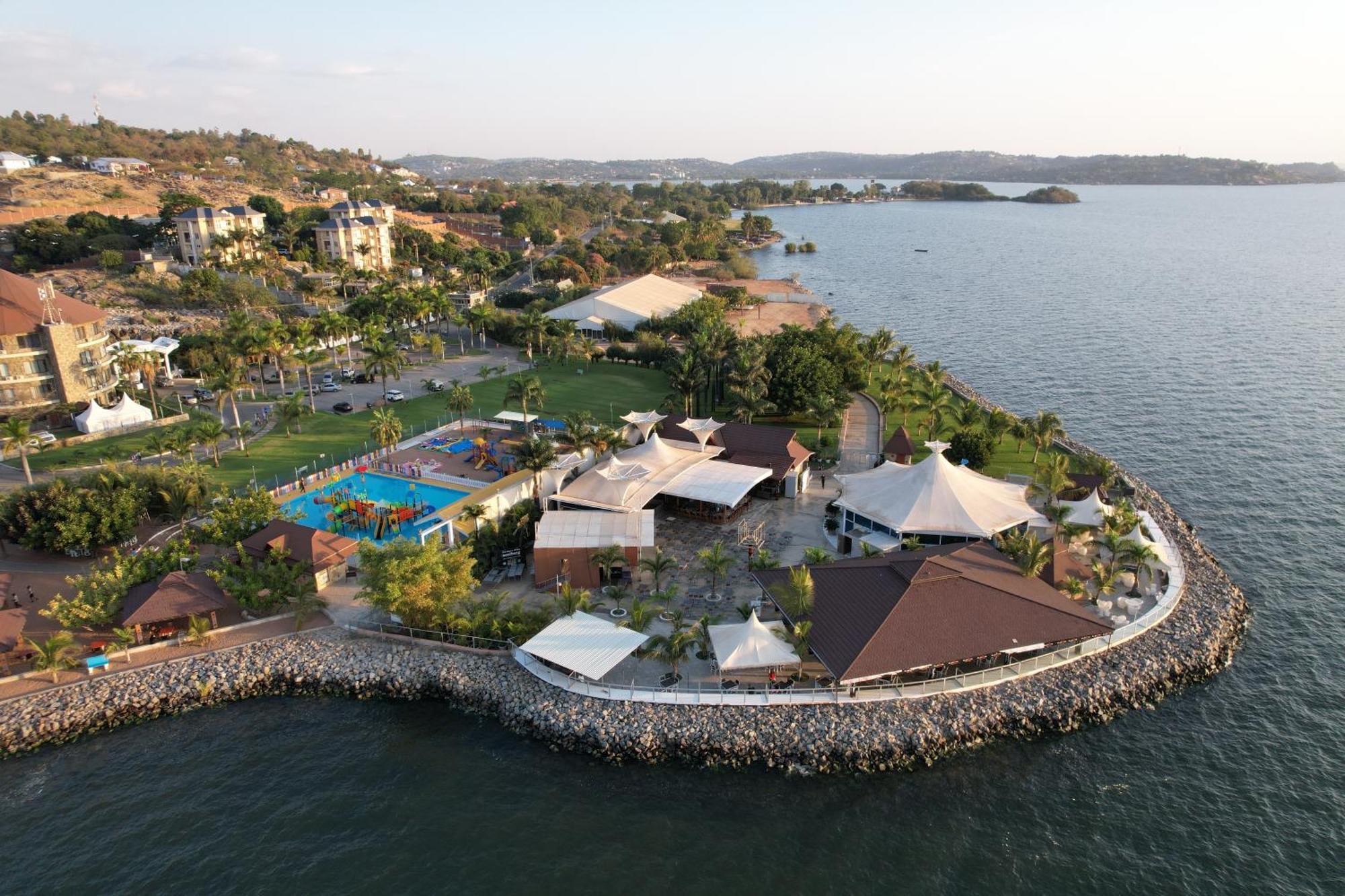Malaika Beach Resort Mwanza Extérieur photo